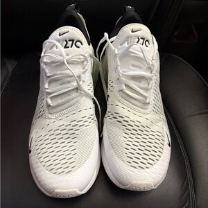 NIKE Men’s Air Max 270 size 12 EUC